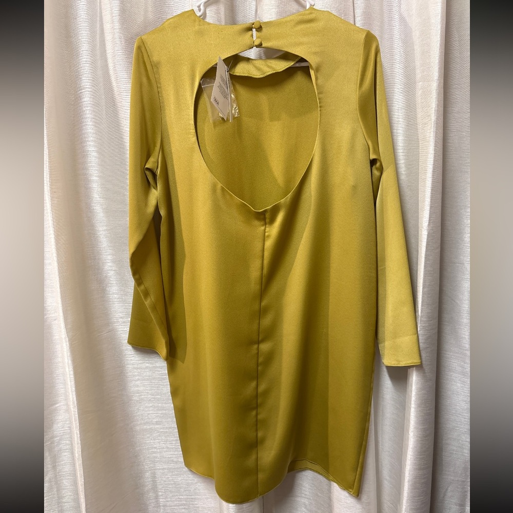 ASOS DESIGN Chartreuse Satin Long Sleeve Mini Dress Low Open Back US 6 NWT - Picture 3 of 8